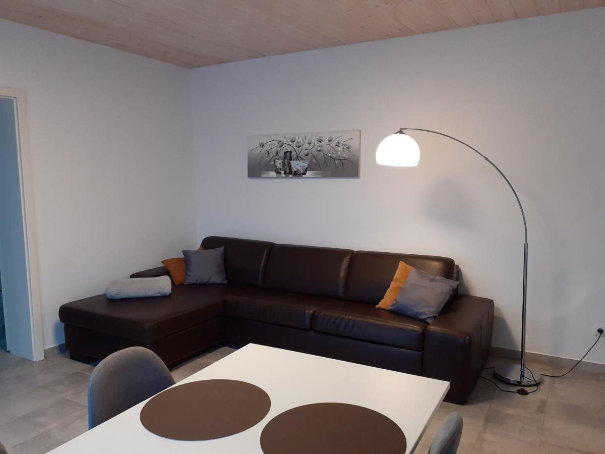 Erdgeschoss-Appartement Mit Seeblick Ahrensbok Экстерьер фото